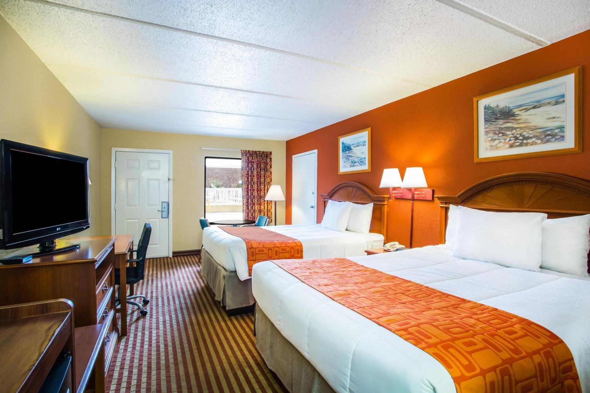 Motel Howard Johnson By Wyndham 2*