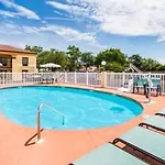 Howard Johnson By Wyndham Panama City 