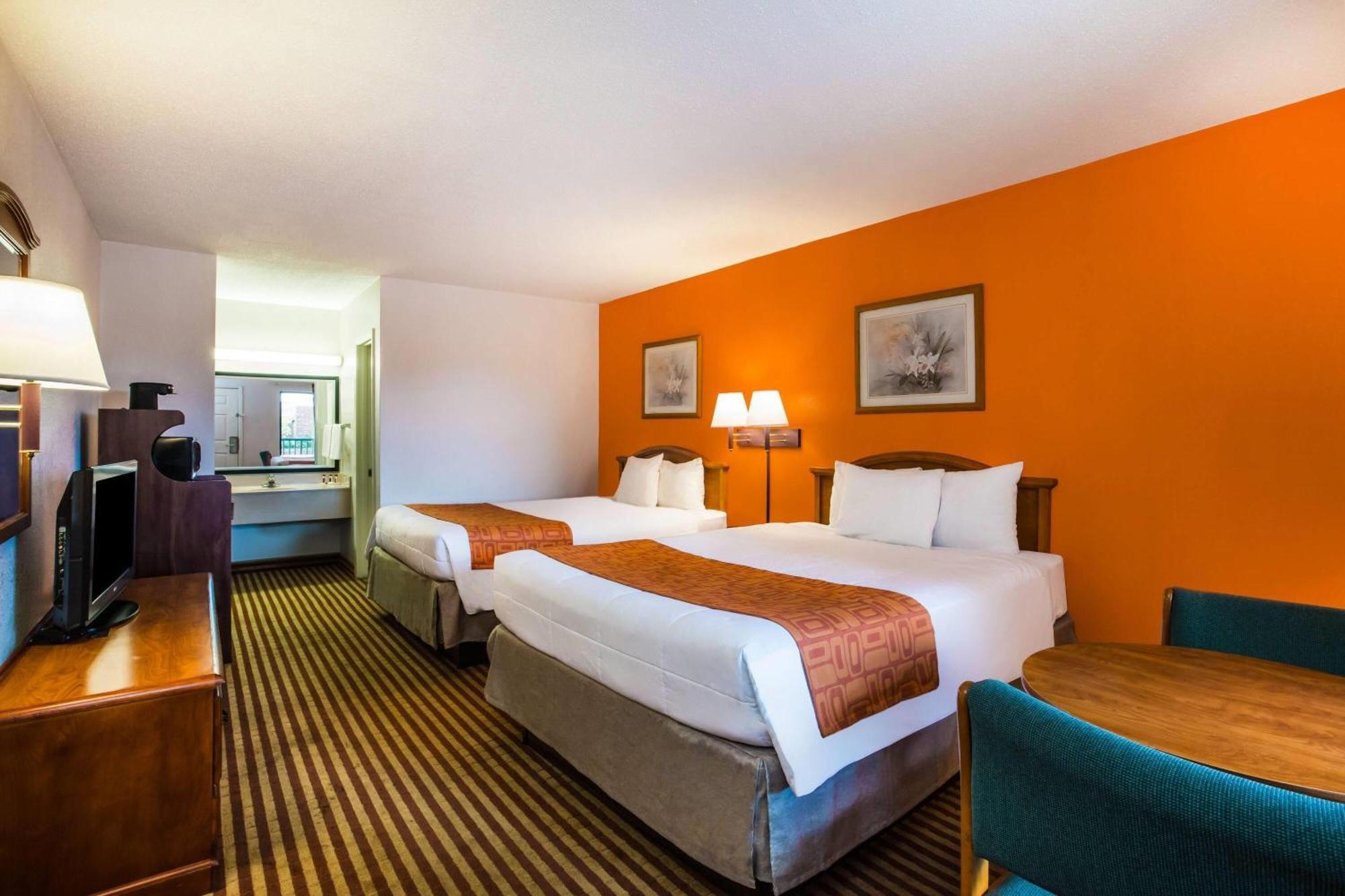 Howard Johnson By Wyndham Motel